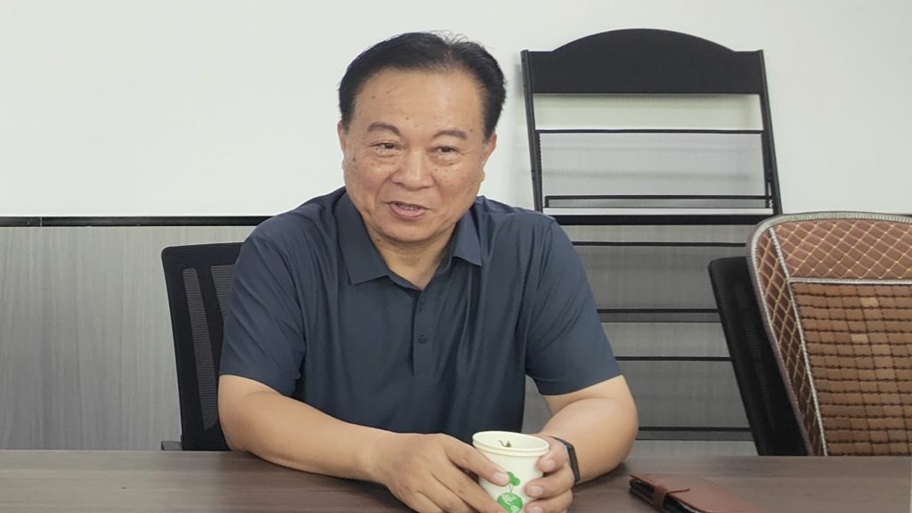 市教育家协会会长一行到济宁市新世纪管理科学研究院考察调研