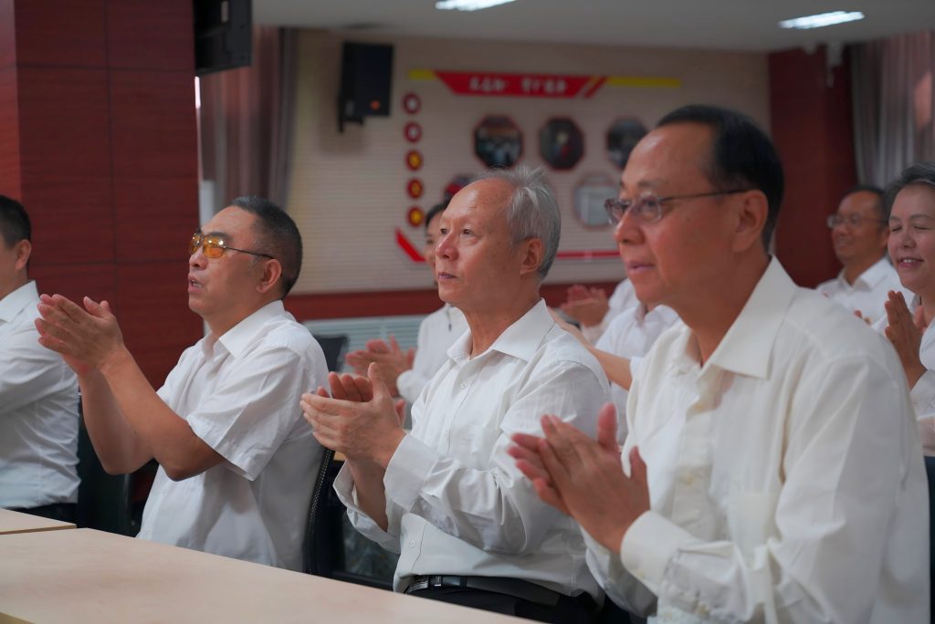 市教育家协会孔子学堂、京杭佳苑社区孔子学堂联合举办“祭孔·诵典”活动