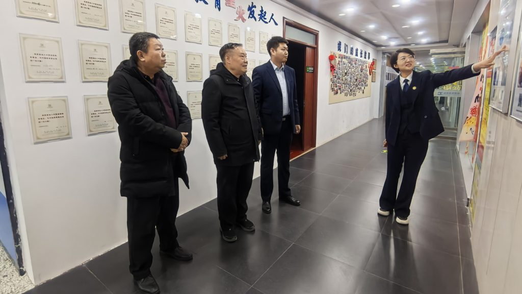 市教育家协会会长一行到道恩教育济宁校区考察调研